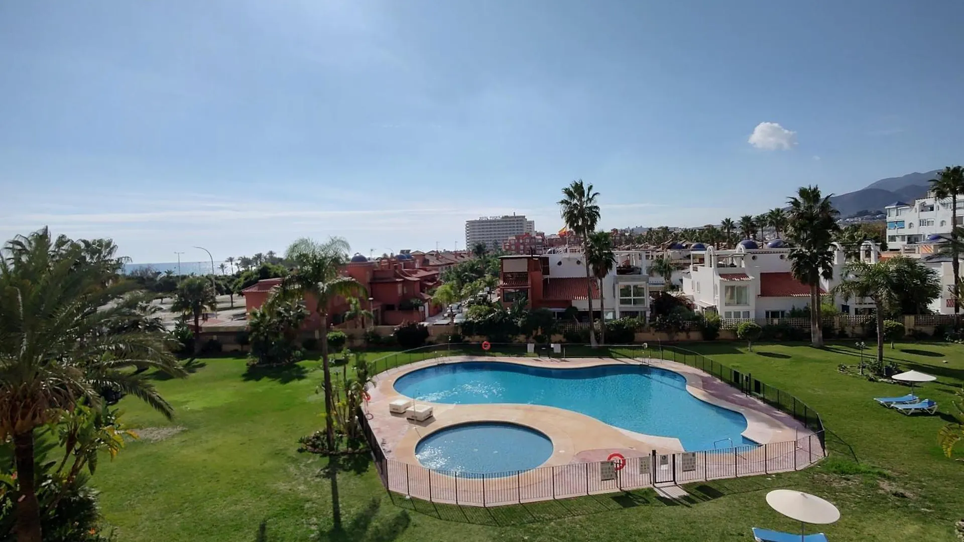 Exclusive Alamos Beach Torremolinos